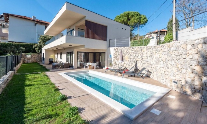 Sarsoni Villa | Villa Prenc in Matulji - Haus für 6 Personen