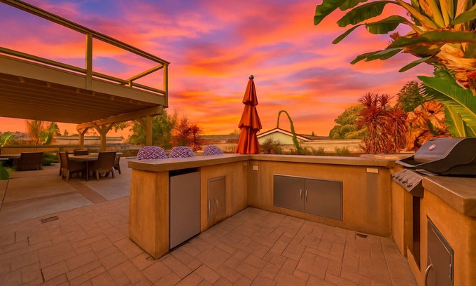 Mission Viejo Villa | Villa, Private Heated Pool, Spa, Outdoor Kitchen, BBQ, Disneyland, Beaches