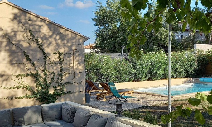Peynier Villa | Villa Provençale 15 min from Aix en Provence, with private pool - sleeps 6