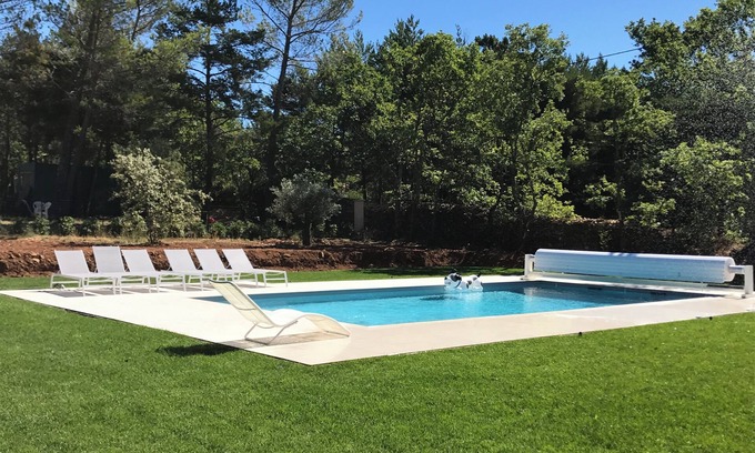 Regusse Villa | Villa Régusse, family property