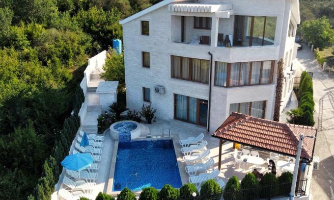 Trebesinj House | Villa Rakhimov