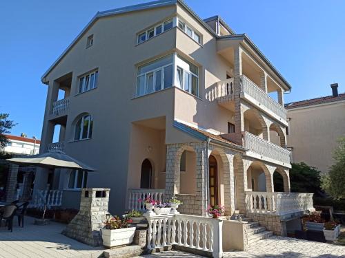 Milcetici Apartment | Villa Rea