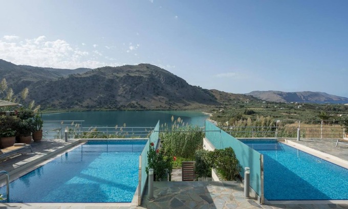 Kavallos Villa | Villa Rea Panoramic Lake View