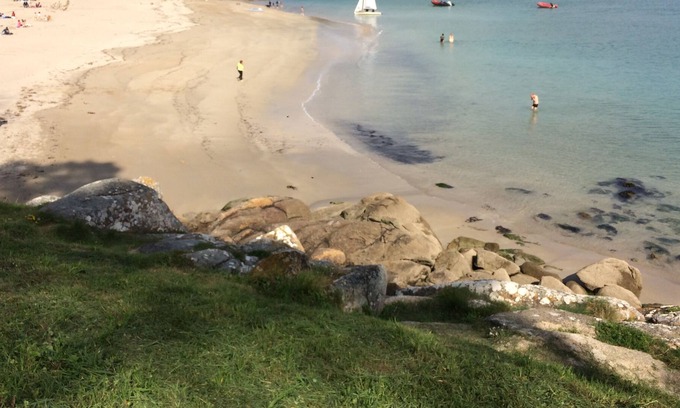Port-Manech Villa | Villa rented for 6 people - feet in the water - on the beach