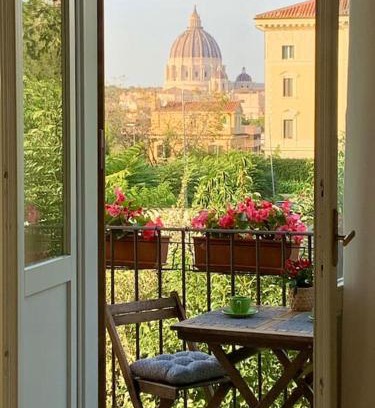 Quartiere XIII Aurelio Apartment | Villa Rosa San Pietro