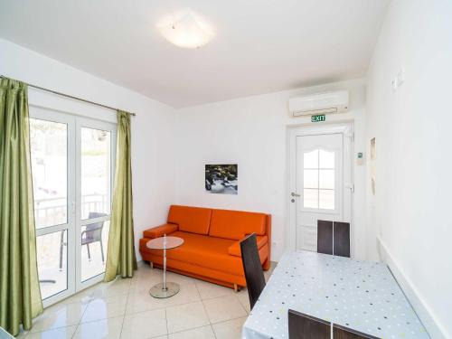 Plat Apartment | Villa Samba - Two Bedroom Apartment with Balcony and Sea View