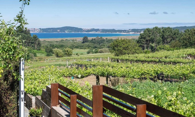 Noalla Villa | Villa Sanxenxo (269), close to the beach in Sanxenxo