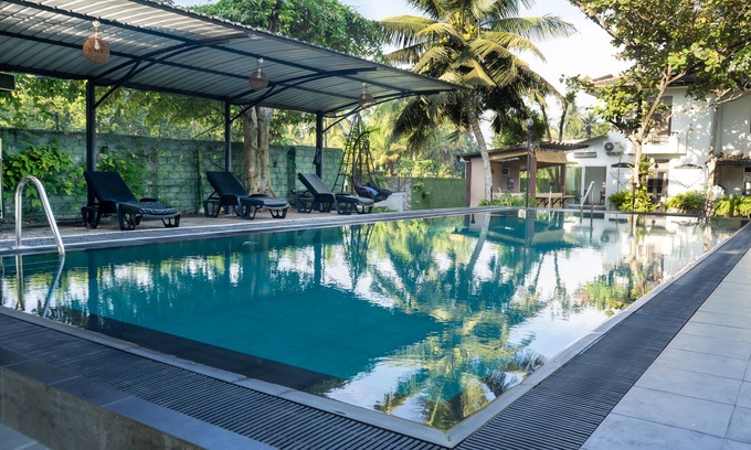 Ekala Hotel | Villa Sarakkuwa