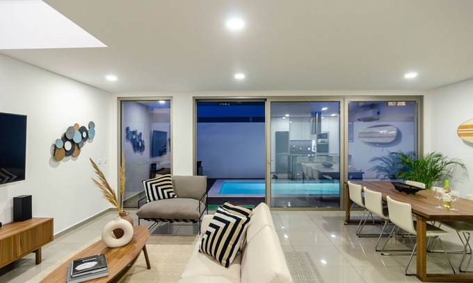 Salir do Porto Villa | Villa Scandinavia - Private Heated Pool