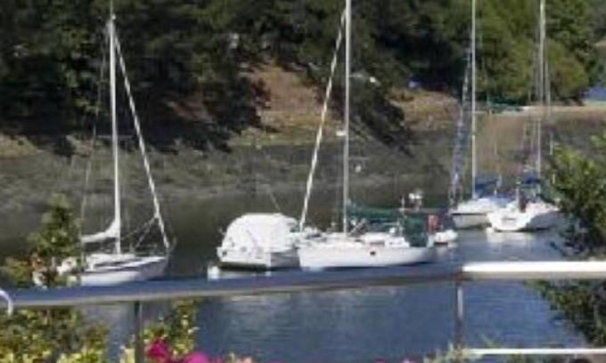 Plouguerneau Villa | Villa, sea view, access gr 34, terrace and private entrance