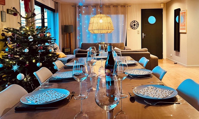 Clohars-Carnoet Villa | Villa SEA VIEW HEATED POOL and SAUNA 500m FROM THE BEACH