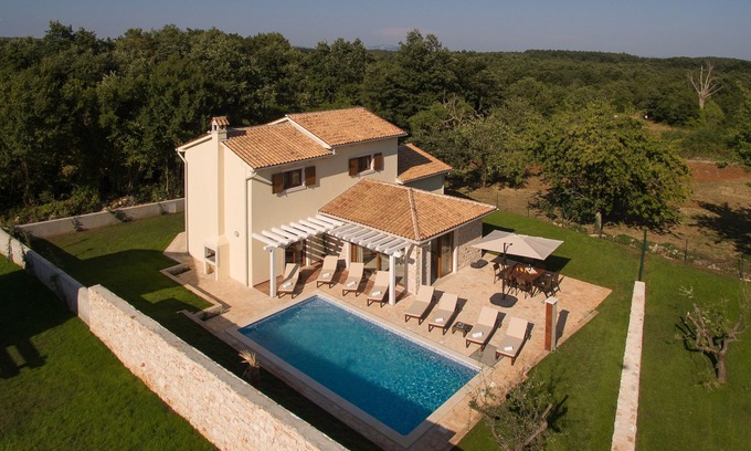 Rojnici Villa | Villa Seksta nearby Labin – Crovillas GmbH
