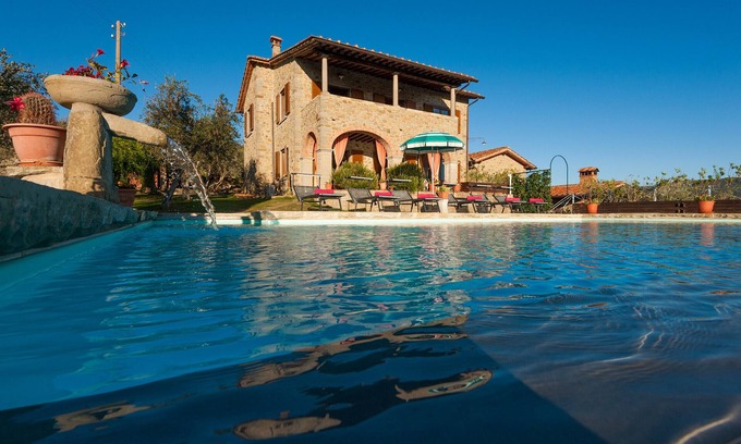 Castiglion Fiorentino Villa | Villa Senaia tuscan charm country house