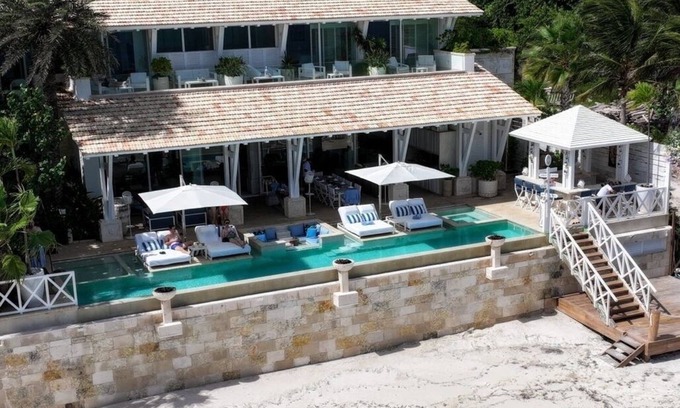 Puerto Juarez Villa | Villa Sha - Luxury Beachfront Villa