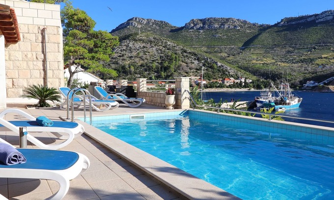Trstenik Villa | Villa Silencia - Two-Bedroom Villa with Private Pool and Sea View
