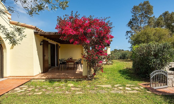 Sant'Elmo Villa | Villa Sintzula - 500m from the beach