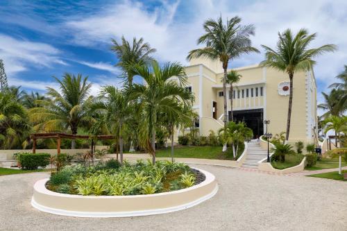 Villa Juarez Villa | Villa Sol y Luna Ocean Front with Private Pool