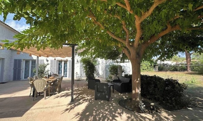 Biguglia Villa | Villa Sole e Mare | Air Conditioning, Wi-Fi, Big garden