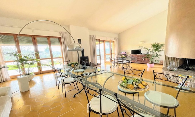 Pietrauta Villa | Villa Sole Vino - Fabulous Pool - fantastic area - sleeps up to 15 no2