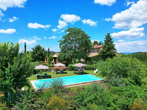 Barberino Tavarnelle Villa | Villa Sonia by PosarelliVillas