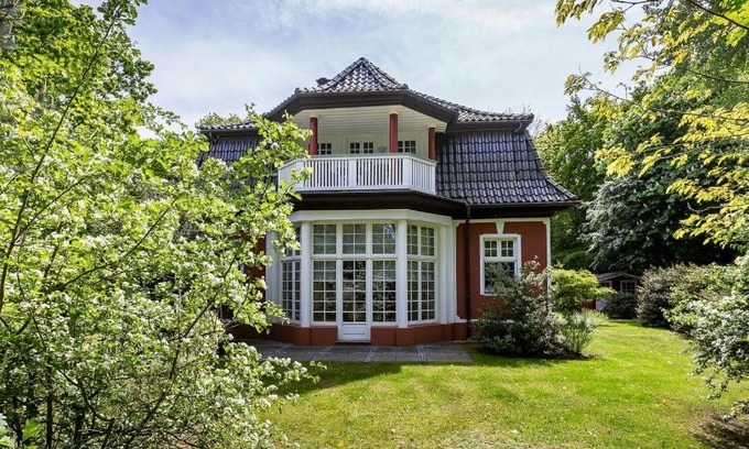 Ostseebad Ahrenshoop Apartment | Villa Sonnenfrieden 02
