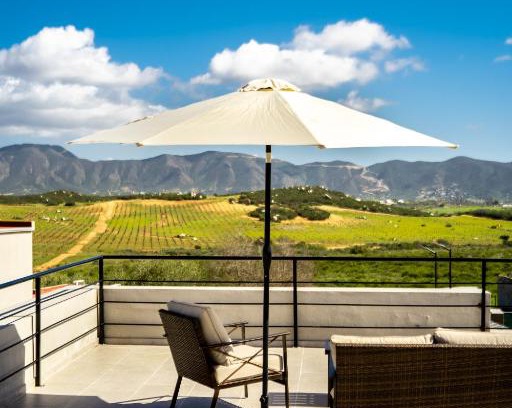 San Antonio de las Minas Hotel | Villa Sophia Valle de Guadalupe