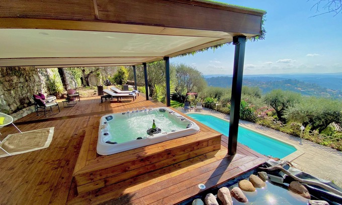 Chateauneuf-Grasse Villa | Villa & Spa Mas des Oliviers: Heated swimming pool, Jacuzzi, Sauna, steam room