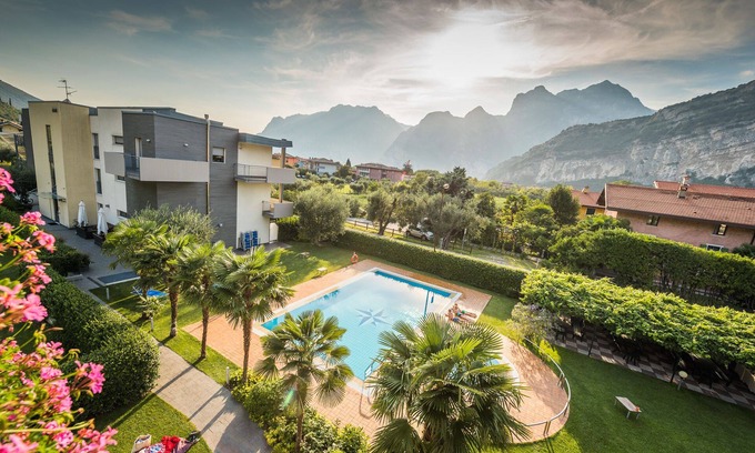 Torbole sul Garda Hotel | Villa Stella