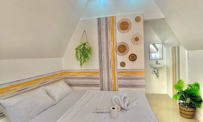Pasay Villa | Villa Suite Room 2