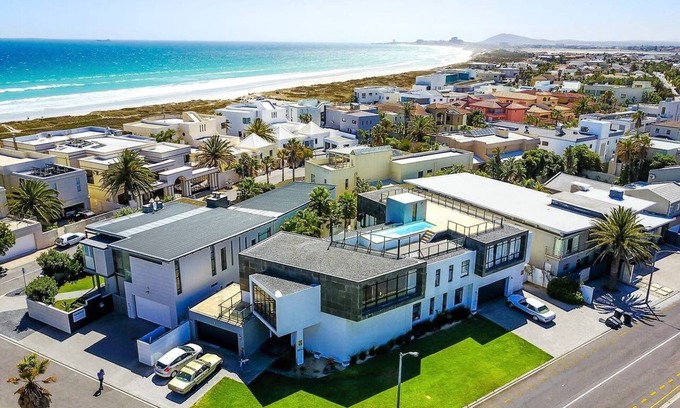 Sunset Beach Villa | Villa Sunset Mansion Cape Town
