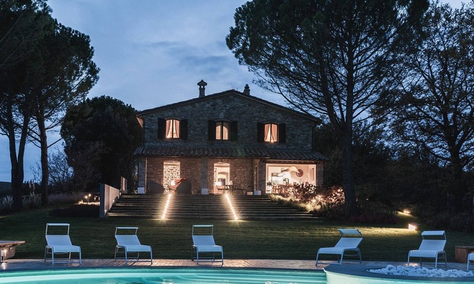 Doglio Villa | Villa Todi - Five Bedroom Villa, Maximum Guests 11