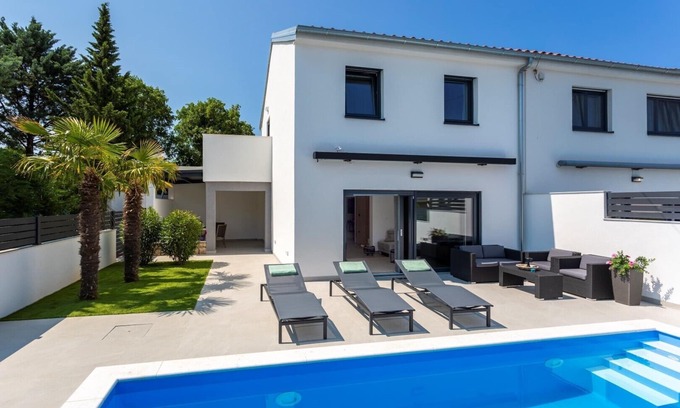 Njivice Villa | Villa T & k with private pool on Krk