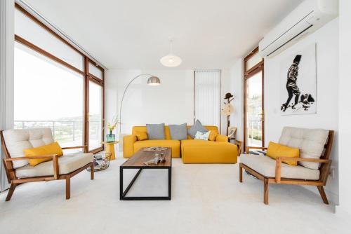 Karaburun House | Villa Tepeboz
