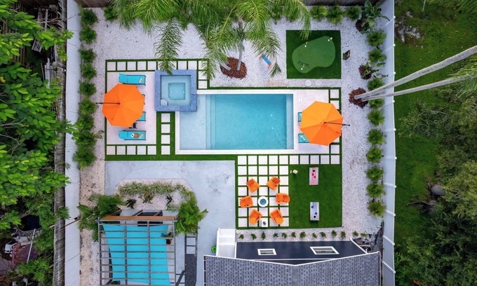 River District House | Villa Tessa Pool Mini Golf 8 Miles to Beach