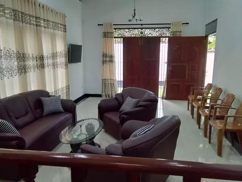 Dodanduwa House | Villa Tharitha Dodanduwa - Hikkaduwa