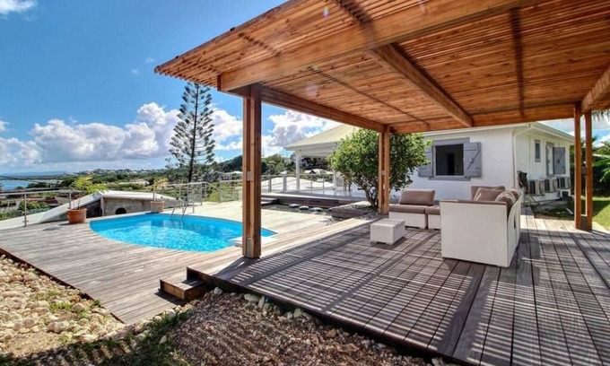 Morel Villa | Villa Thomana, Piscine Privée, vue mer et Plage à 100 m !