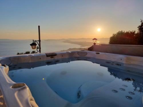 Podstrana House | Villa Tonka with jacuzzi