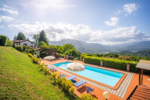 Castelnuovo di Garfagnana Villa | Villa Tranquilla - Natura & Vista con Piscina