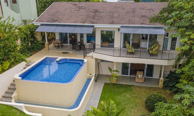 Jaco House | Villa Tucan - Modern Ocean View Home