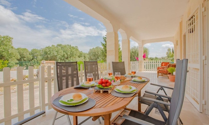 San Vito dei Normanni Villa | Villa vera, garden,wi-fi, 7 beds, 3 km from citycentre, 6 km from Nat. Reserve
