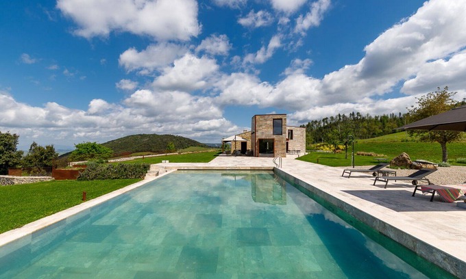 Volterra Villa | Villa Velari In Volterra With Private Pool, AC
