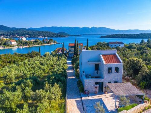 Loviste Villa | Villa Vera