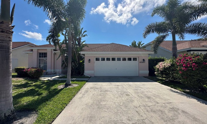 Crown Pointe House | Villa Vera - Naples near to the beaches, large heated private pool