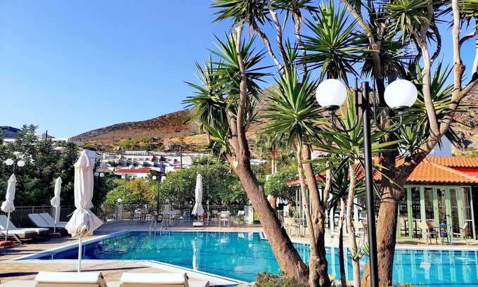 Koutouloufari Apartment | Villa Vicky