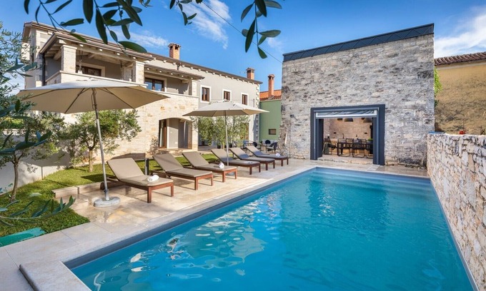 Banki Villa | Villa Vira - modern Istrian Villa with pool near Poreč