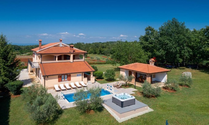 Visnjan Villa | Villa Vranići