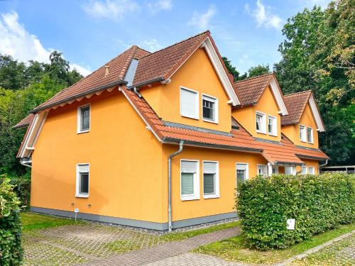 Juliusruh Apartment | Villa Waldidyll Ferienwohnung Rügenglück