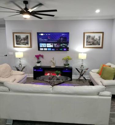 Terrace Park House | Villa White Rock in Tampa