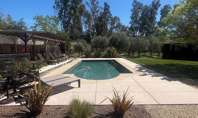 Sonoma Villa | Villa with 4BR/3BA, Pool, Guest House and Bikes in Prime Area