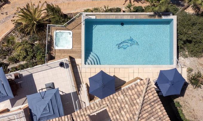 La Londe-les-Maures Villa | Villa with sea view/access in the heart of Domaine Privé de l'Argentière, swimming pool, Jacuzzi